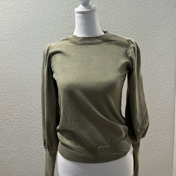 Tahari size small sage green sweater with puff sleeves - Picture 1 of 6